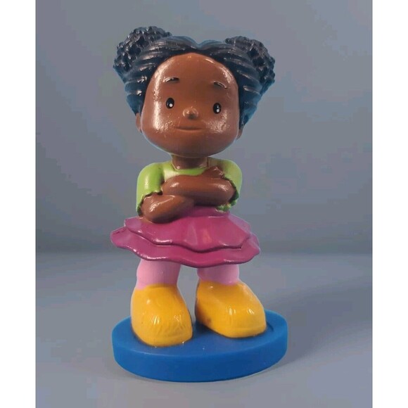 Koby Sprout Figure Girl Tessa Standing Appx  2.5" Plastic Yellow Shoes - Picture 1 of 8